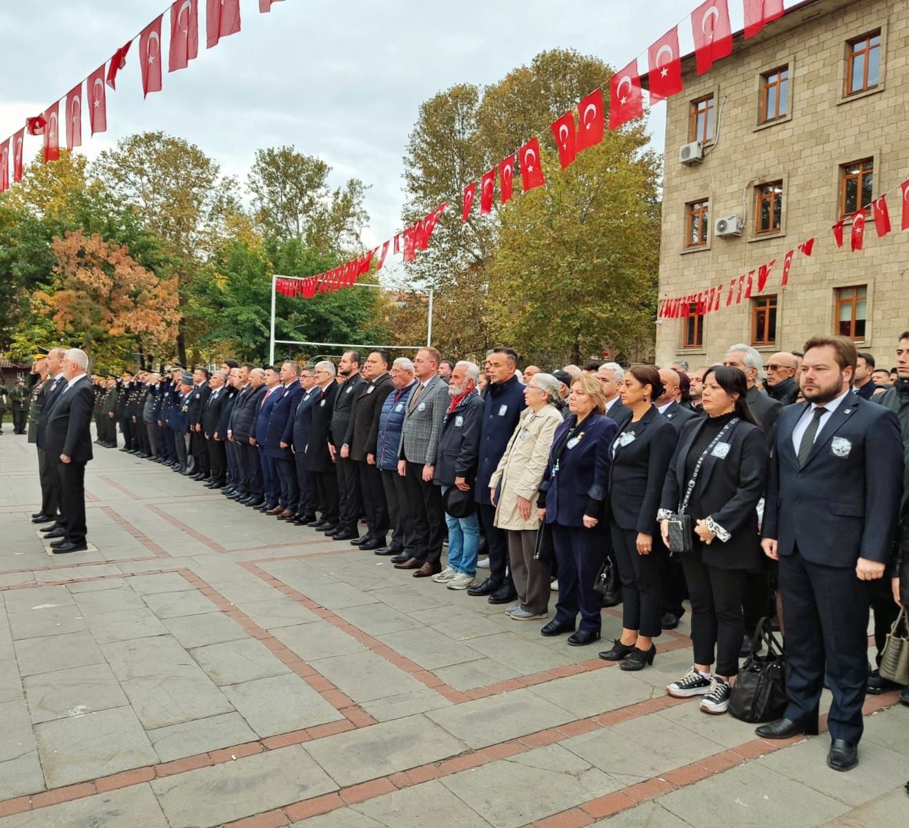 Atamızı Hürmet, Hasret ve Rahmetle Anıyoruz